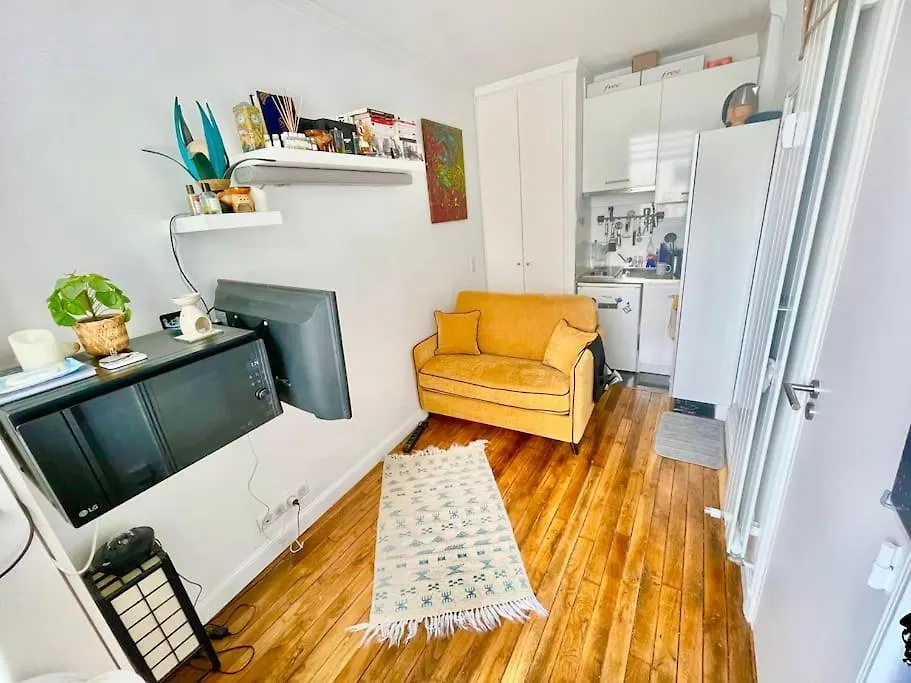 La Perle Rare Du 7E Appartement Parijs